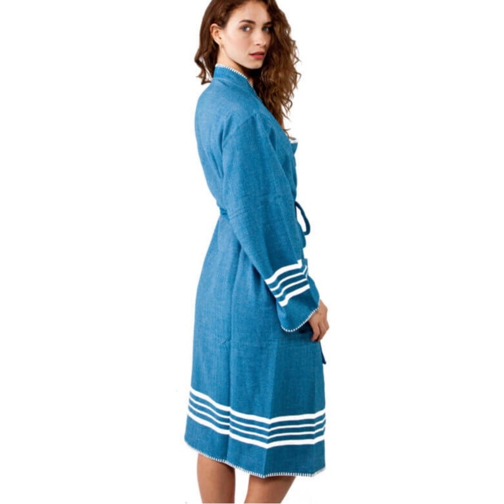 BULDANO- PREMIUM PESHTEMAL ROBE- Size Small- Excellent Condition